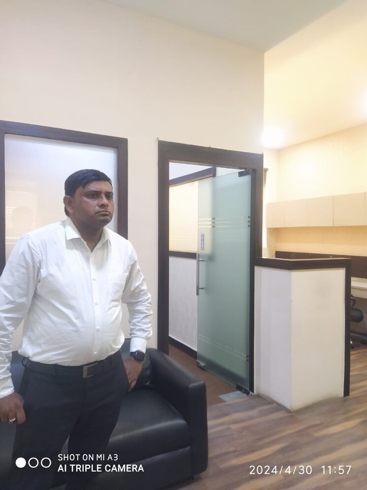Team Area, sector 3 Commercial Office Space 600 Sq.Ft. In Sector 3 Noida 7890558