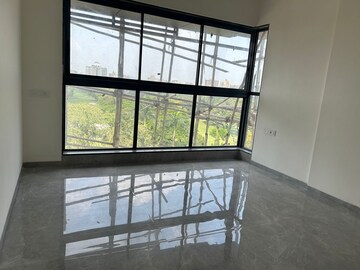 Room in 1 BHK Apartment at Vaishnavi Dham Complex, Asangaon – for Sale