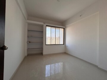Master Bedroom in 2 BHK Apartment at Dynamic Oasis, Undri – for Sale