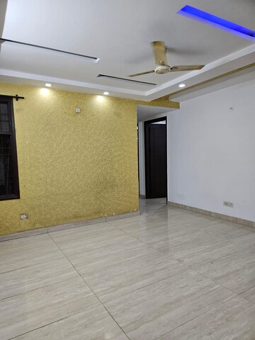 1 BHK Builder Floor For Rent in Chattarpur