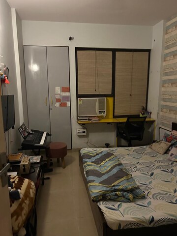 2.5 BHK Apartment For Rent in Uppal Southend, Sector 49
