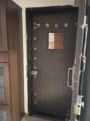 Master Bedroom in 3 BHK Apartment at Kumar Kruti, Kalyani Nagar – for Rent