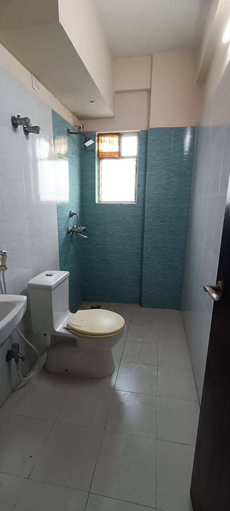 Bathroom, greenfield-city 3 Bedroom 1110 Sq.Ft. Apartment In Maheshtala Kolkata 7890587