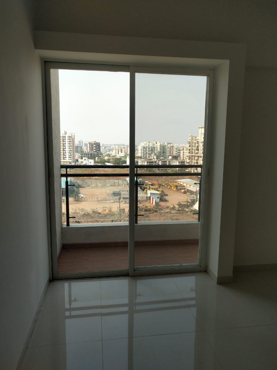 2 BHK + Extra Room Apartment For Sale in Dynamic Grandeur