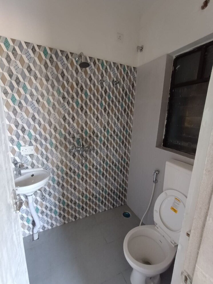 Bathroom, gems-city 2 Bedroom 648 Sq.Ft. Apartment In Joka Kolkata 7890640