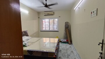 Bedroom in 2 BHK Apartment at Silver Oak, Kalyani Nagar – for Rent