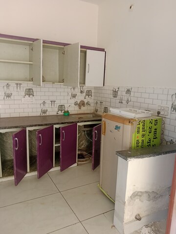 Kitchen in 1.5 BHK Builder Floor at Huda – for Rent