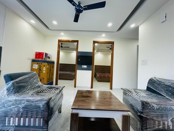 Bedroom in 2 BHK Builder Floor at Sector 45 – for Rent