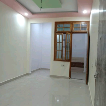 Room in 2 BHK Independent House at Wazirganj – for Sale