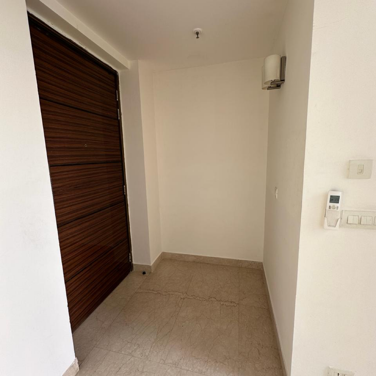 3 BHK + Extra Room Apartment For Rent in Tulip Orange