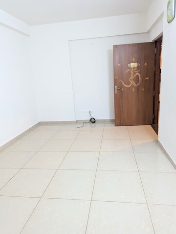 Room in 2 BHK Apartment at Orchid Greens Aprtment, Shettihalli – for Rent