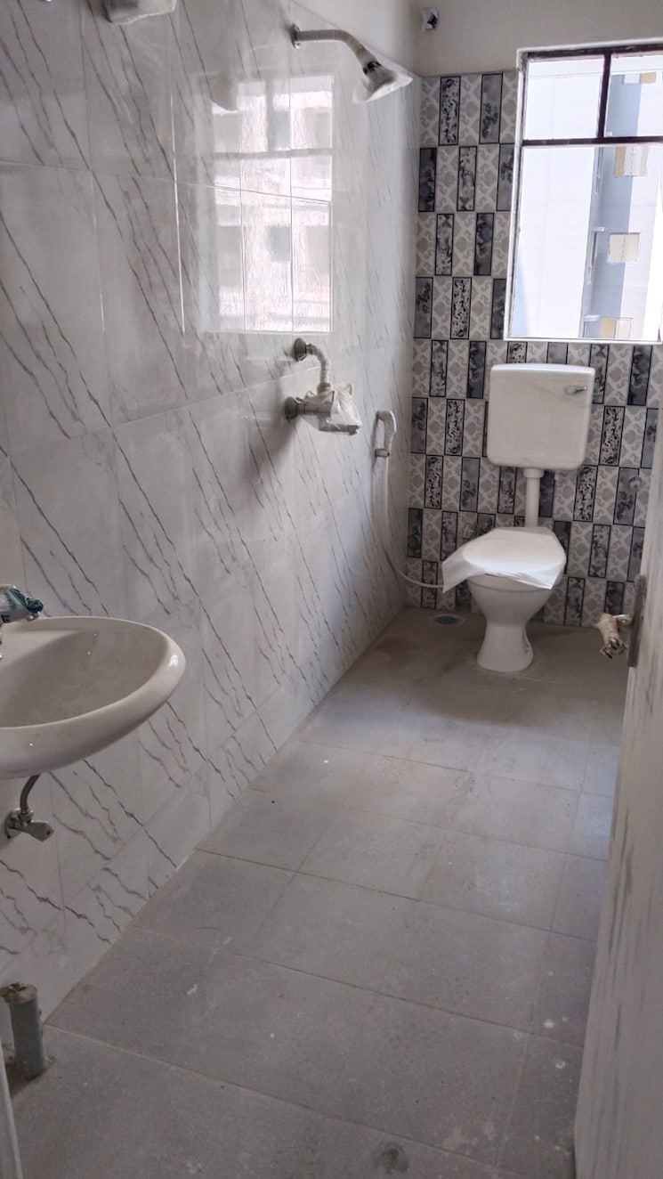 Bathroom, gems-city 2.5 Bedroom 950 Sq.Ft. Apartment In Joka Kolkata 7890707