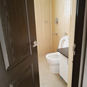 Bathroom in 3 BHK Apartment at Shriram Luxor, Hennur Road – for Rent