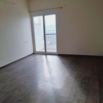 Master Bedroom in 3 BHK Apartment at Shriram Luxor, Hennur Road – for Rent