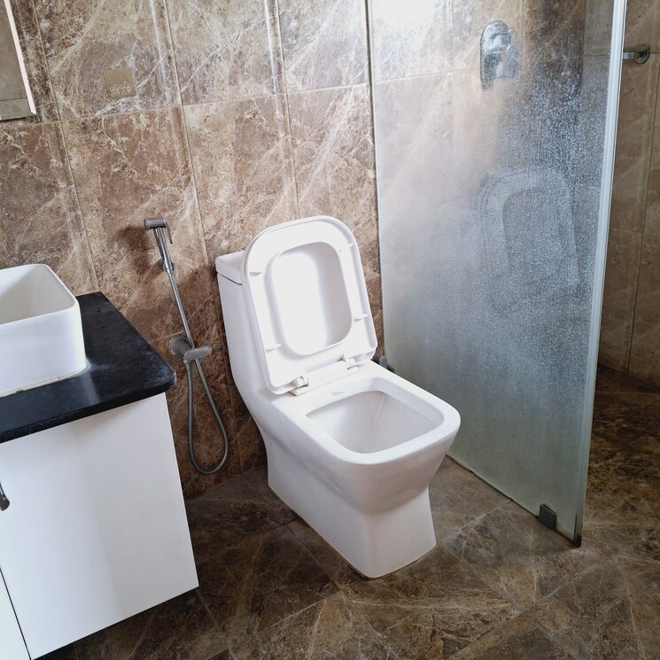 Bathroom, shriram-luxor 3 Bedroom 1590 Sq.Ft. Apartment In Hennur Road Bangalore 7890724