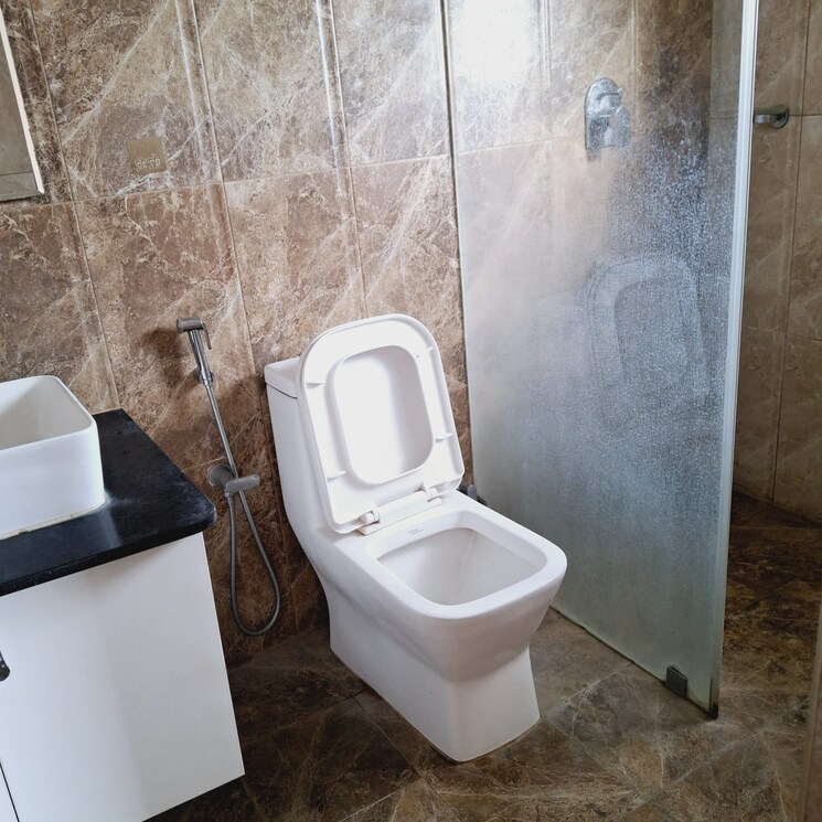 Bathroom, shriram-luxor 3 Bedroom 1590 Sq.Ft. Apartment In Hennur Road Bangalore 7890724