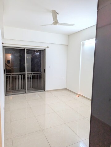 Master Bedroom in 3 BHK Apartment at Shriram Luxor, Hennur Road – for Rent