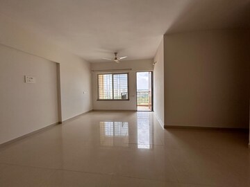Room in 2 BHK Apartment at Dynamic Oasis, Undri – for Sale
