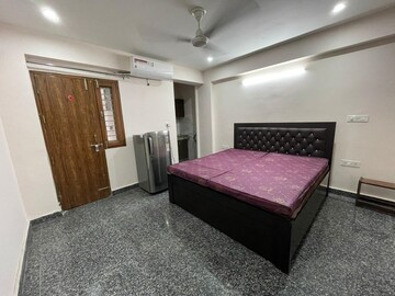 1 RK Builder Floor For Rent in Ansal Sushant Lok I, Sector 43