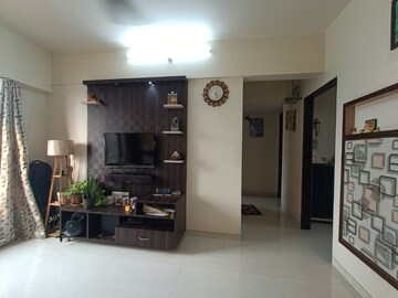 Bedroom in 2 BHK Apartment at Mulund East – for Sale