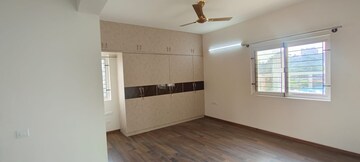 Room in 3 BHK Apartment at Century Breeze, Jakkuru – for Rent