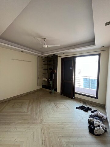 Room in 3 BHK Builder Floor at Kalkaji – for Rent