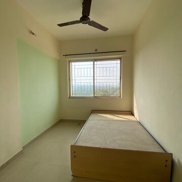 Study Room in 2.5 BHK Apartment at Range Hills – for Rent