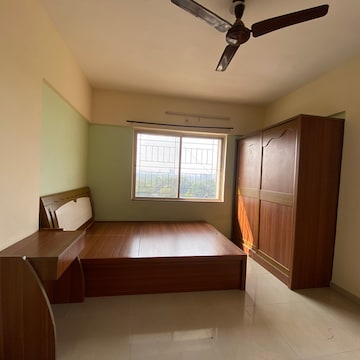 Room in 2.5 BHK Apartment at Range Hills – for Rent