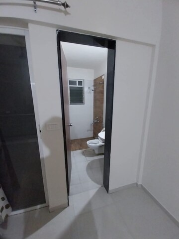 Room in 1 BHK Apartment at Durvas CHS, Nalasopara East – for Rent