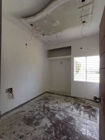 Room in 3 BHK Apartment at Kammanahalli – for Sale