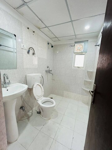 Bathroom in 3 BHK Apartment at Panchsheel Greens II, Sector 16 Greater Noida – for Sale
