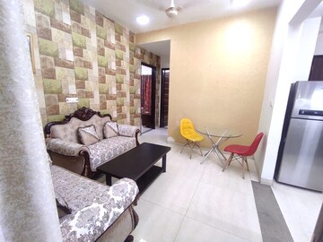 Living Room in 1 BHK Builder Floor at Sushant Lok 3, Sector 57 – for Rent
