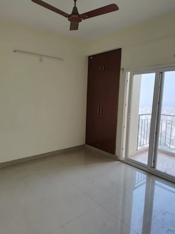 Room, amrapali-dream-valley 2 Bedroom 1215 Sq.Ft. Apartment In Tech Zone 4 Greater Noida Greater Noida 7890987