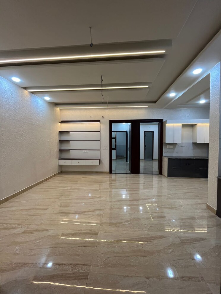 Living Room, madhavpuram 3 Bedroom 160 Sq.Yd. Apartment In Madhavpuram Meerut 7891067