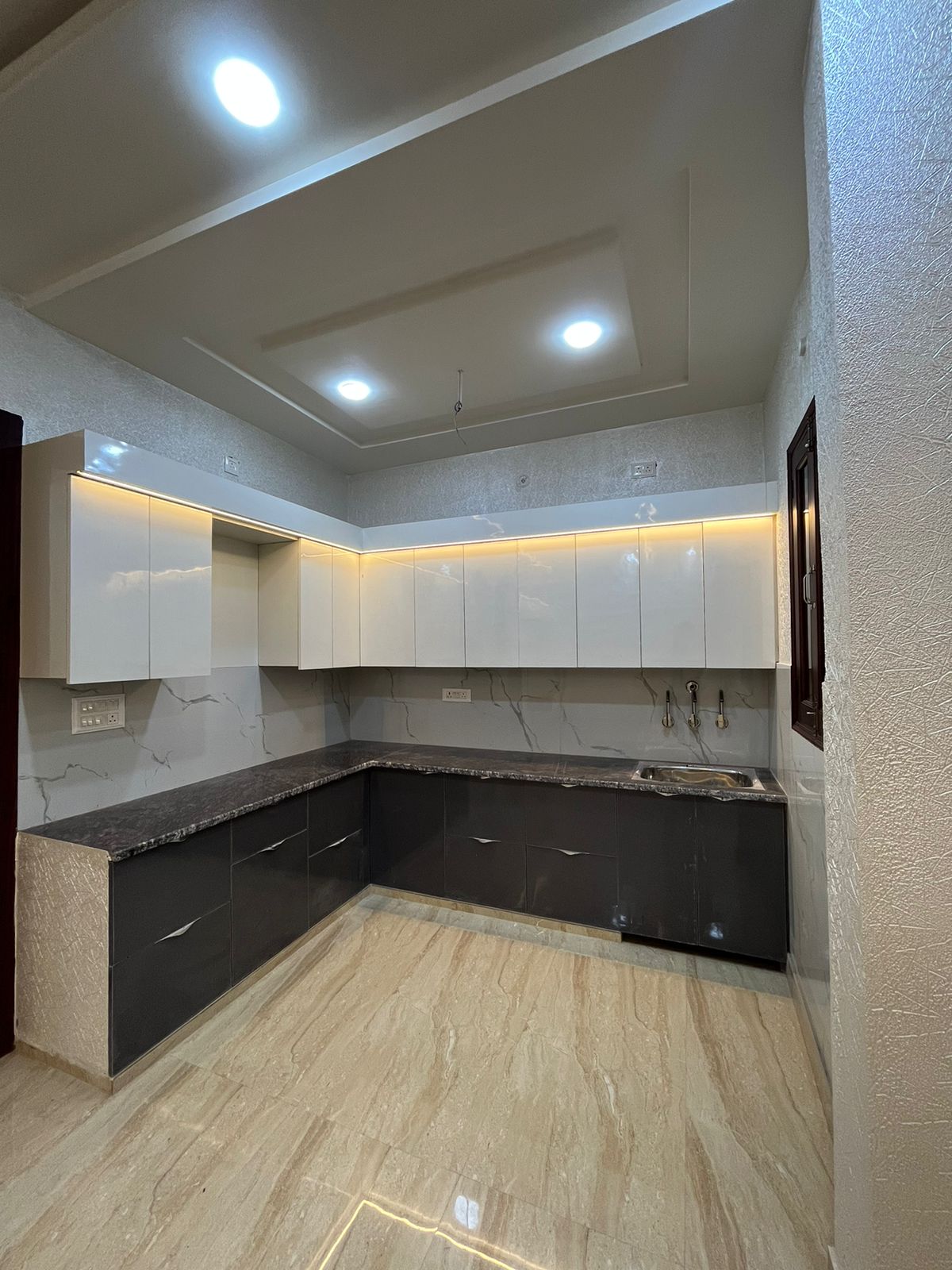 3 BHK + Study Room Apartment For Sale in Saraswati Lock 