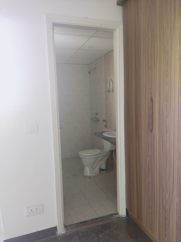 2 BHK Apartment For Rent in Mahagun Mantra II, Sector 10 Greater Noida