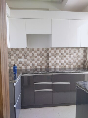 Bathroom in 2 BHK Apartment at Mahagun Mantra II, Sector 10 Greater Noida – for Rent