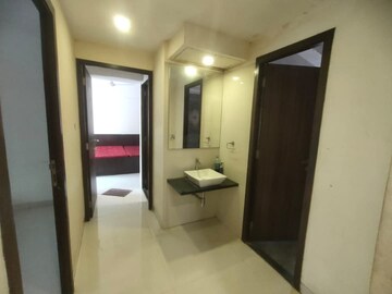 Room in  Pg at Prabhadevi CHS, Prabhadevi – for Rent