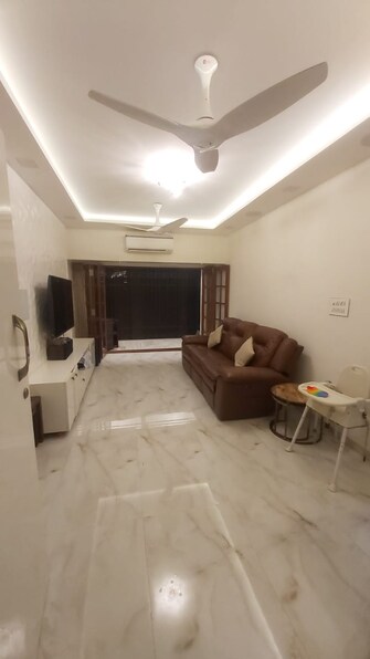 2 BHK Apartment For Resale in Oceanic Apartment Andheri West Mumbai  7891100