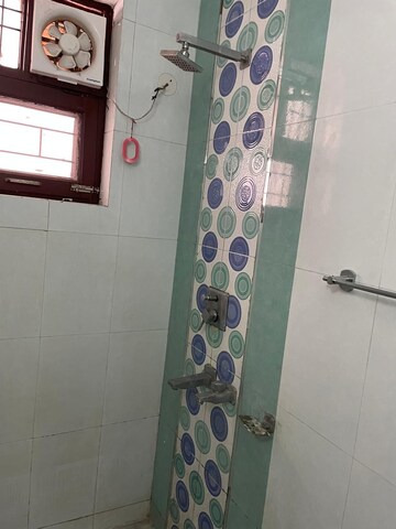 Bathroom in 3 BHK Builder Floor at Sector 28 – for Rent