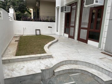 3 BHK Builder Floor – Exterior View View at Sector 28 - for Rent