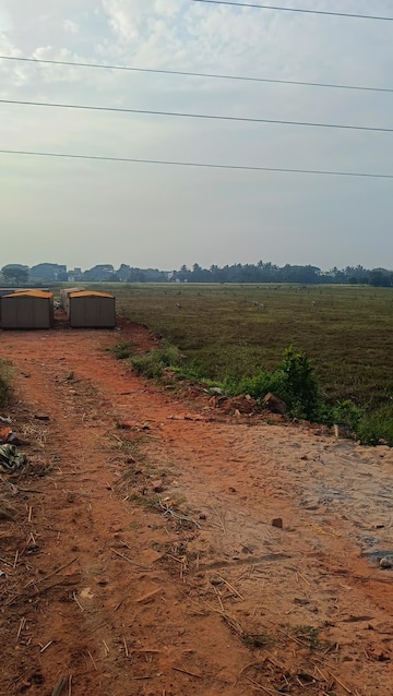 Plot For Rent in BhubaneswaR-Puri Highway Bhubaneswar  7890983