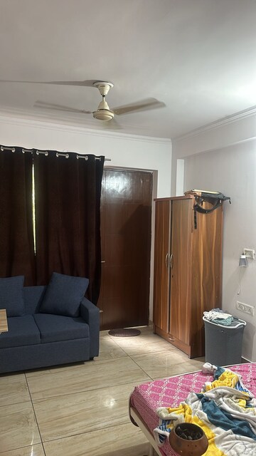 Living Room in 3 BHK Builder Floor at Ocean Seven Expressway Towers, Sector 109 – for Rent