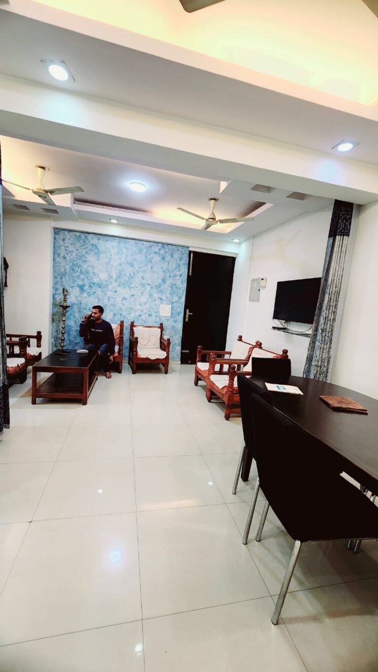 Master Bedroom, prateek-laurel-phase-ii 3 Bedroom 1385 Sq.Ft. Apartment In Sector 120 Noida 7891286