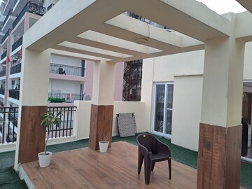 Room in 4 BHK Apartment at Sushma Crescent, Dhakoli Village – for Rent