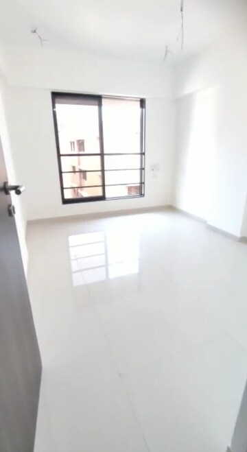 Room in 2 BHK Apartment at Vile Parle East – for Sale