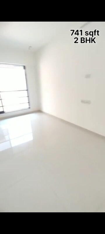 Room in 2 BHK Apartment at Vile Parle East – for Sale