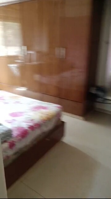 Master Bedroom in 1 BHK Apartment at Vile Parle East – for Rent