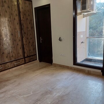 Furnished Amenities in 2 BHK Builder Floor at Lajpat Nagar I – for Sale