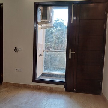 Furnished Amenities in 2 BHK Builder Floor at Lajpat Nagar I – for Sale